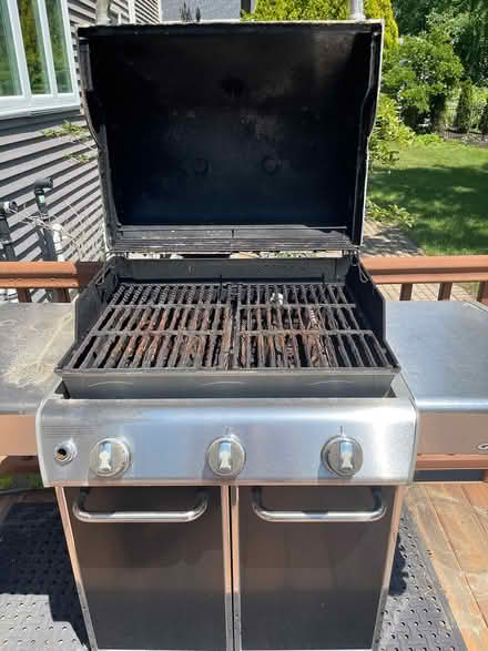 Photo of free Weber Grill (Bartlett Drive, Newburyport) #2