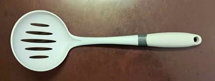 Photo of free grey silicone slotted spoon (Chelsea 10011) #1