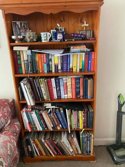 Photo of free Bookcase (WV3) #1