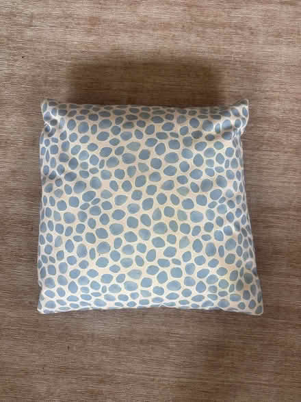 Photo of free Blue patterned cushion (Bow E3) #1