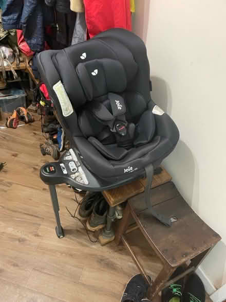Photo of free Joie I-Spin 360 ISOFIX kids carseat (Bradway S17) #4