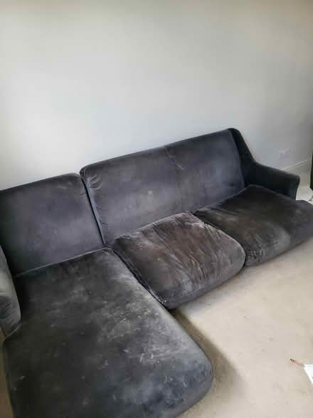 Photo of free Corner sofa (Wandsworth Common) #3