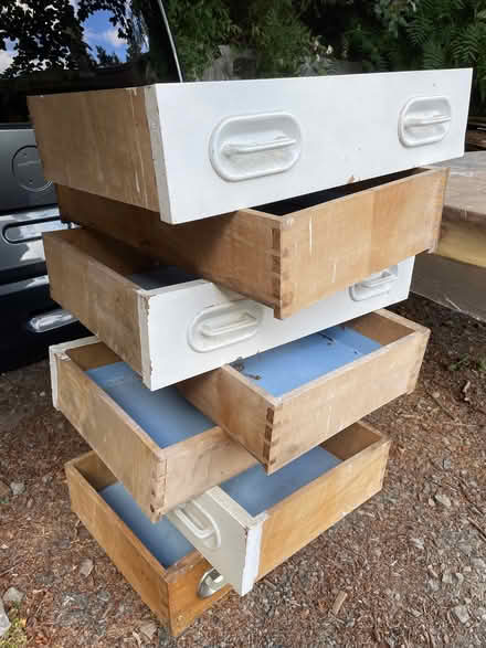 Photo of free Drawers, drawers, drawers. 7 drawers. (Bucknell SY7) #1
