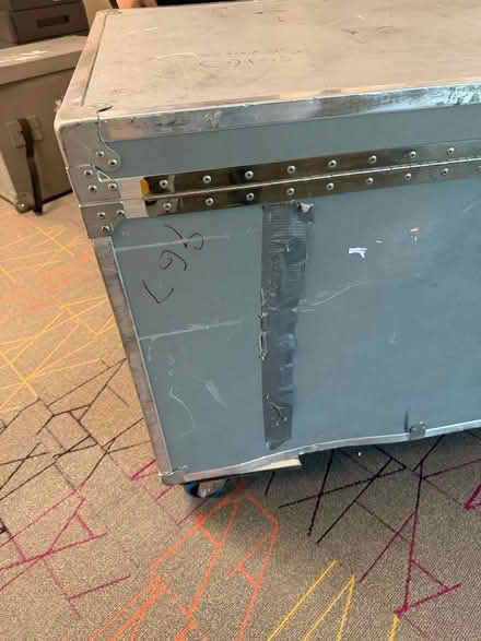 Photo of free New World Rolling Shipping Case (West San Jose) #4