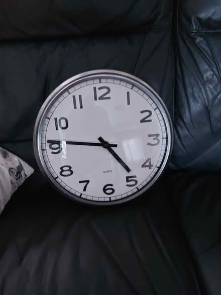Photo of free Wall clock (Hayling Island) #3