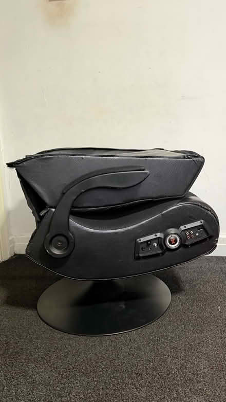 Photo of free X Rocker gaming chair (B23 5PN) #4
