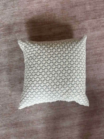 Photo of free Grey pattered cushion (Bow E3) #1