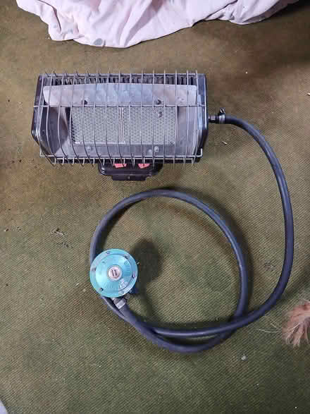 Photo of free Small wall mounted calor gas heater (Belper DE56) #1