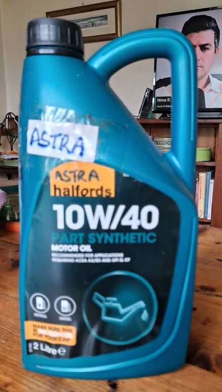 Photo of free Motor Oil (Hunter's Bar, S11) #2