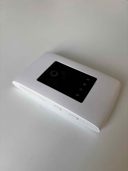 Photo of free Vodafone 4G mobile hotspot wifi (Ba2 2ax) #1