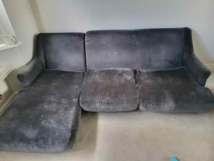 Photo of free Corner sofa (Wandsworth Common) #1