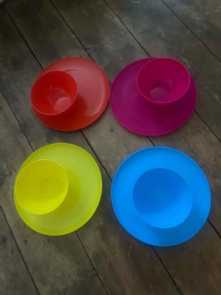 Photo of free New picnic set (East Didsbury/Burnage M19) #1