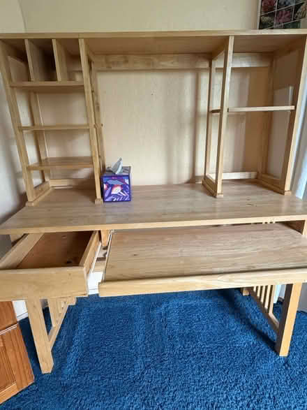 Photo of free Desk (Hale/Llagas in Morgan Hill) #2
