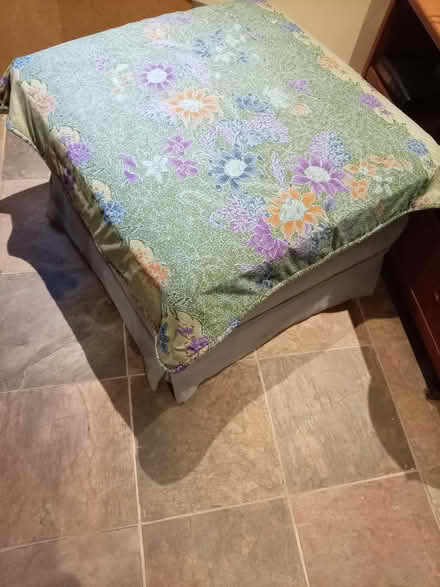 Photo of free Square pouf/footstool (Ramsgate CT11) #1