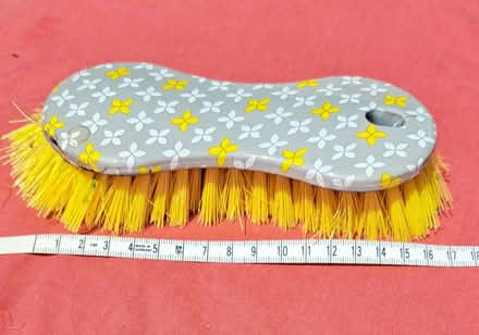 Photo of free Scrubbing brush (Poolbrook WR14) #1