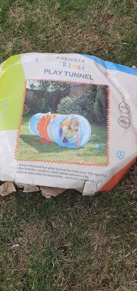 Photo of free Kids pop up play tunnel (New Ash Green, DA3) #1