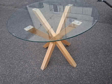 Photo of free Glass Dining Table (PL25) #1