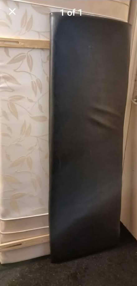 Photo of free Headboard (Bedfont TW14) #1