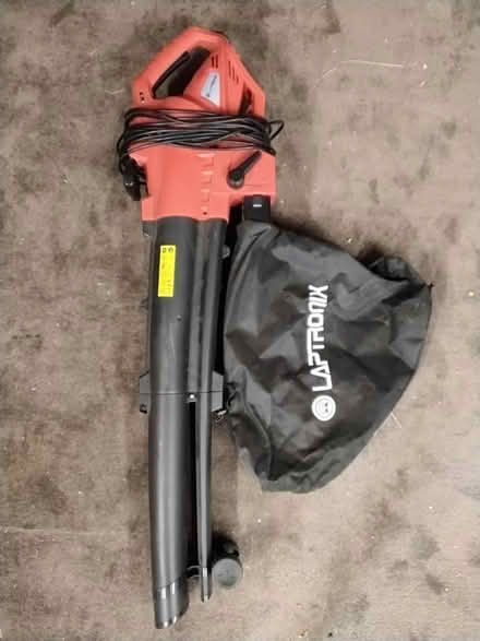 Photo of free Garden Leaf Blower & Vacuum (DA1) #1