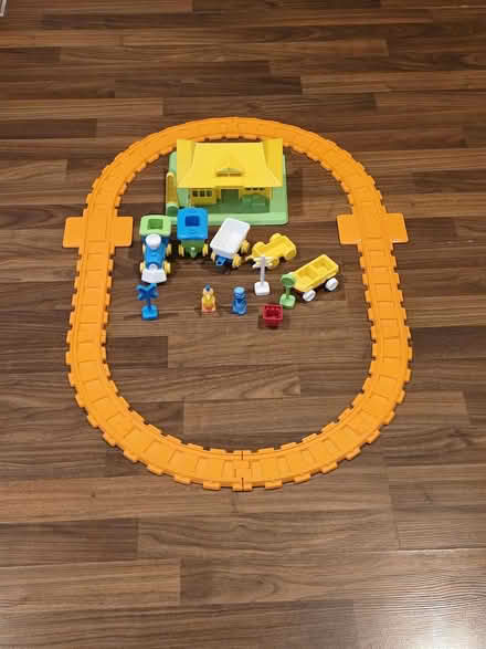 Photo of free 1980s Sesame Street train set (Columbia Heights) #2