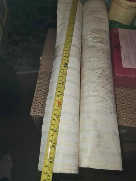 Photo of free Wallpaper with raised stripes (Hackney E8) #3