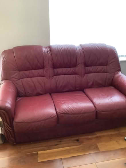Photo of free Sofa (Erith DA8) #1