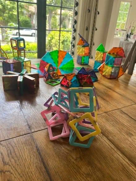 Photo of free 236 Piece Set of Kids Magnet Tiles (Wilshire and La Cienega) #2