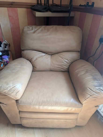 Photo of free Tan 2 seater sofa and 1 chair (Dunfermline KY12) #2