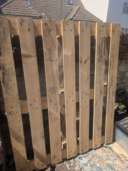 Photo of free Pallet and plywood (Gosport PO12) #1