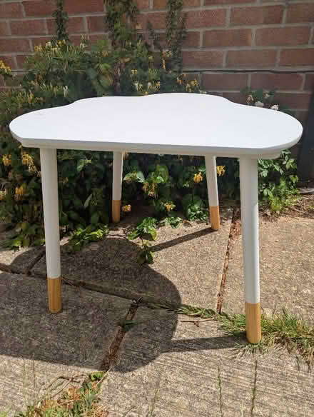 Photo of free Child's cloud table and stool (Comeytrowe CP TA1) #4