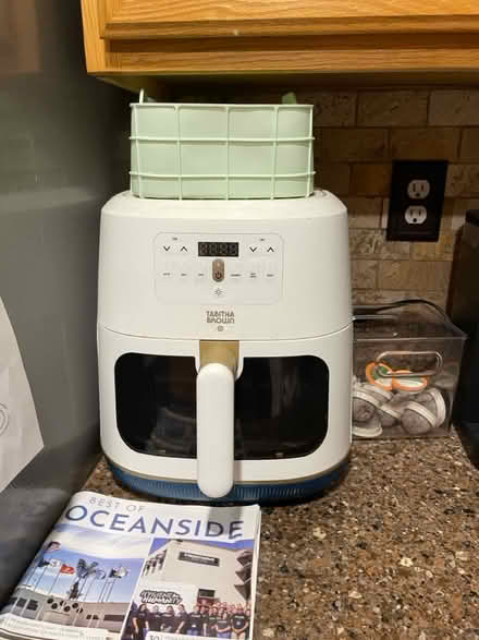 Photo of free air fryer & a Keurig (Oceanside) #2