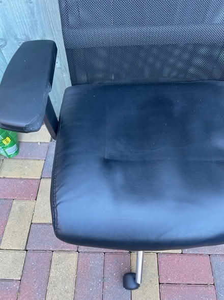 Photo of free Office chair (Leeds (LS9)) #4