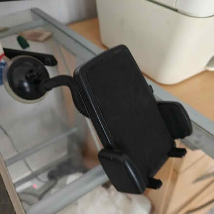 Photo of free Mobile car holder (Upton CH49) #1