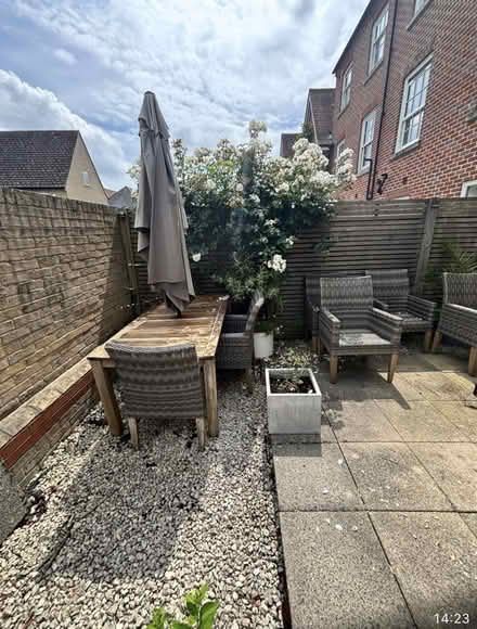 Photo of free Patio table and 6 chairs (Ely CB7) #1