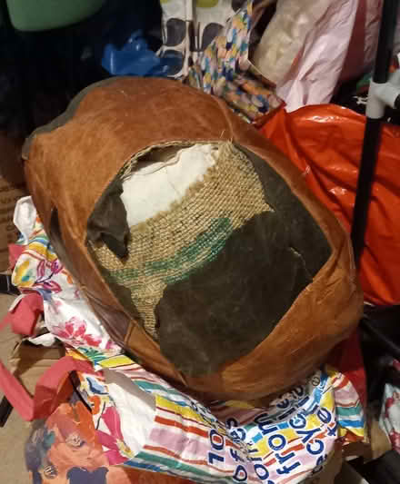 Photo of free Leather Puffè (work needs doing) (Bradmore WV3) #2
