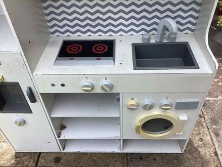 Photo of free Childs Play Kitchen (Upton CH49) #2