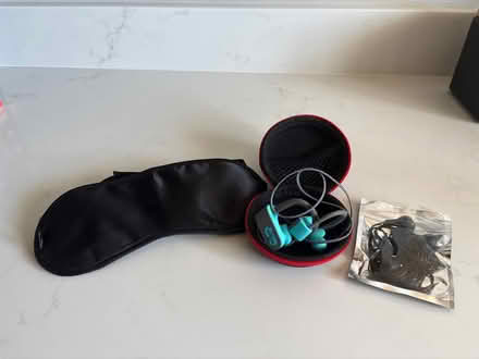 Photo of free Ear phones and eye mask (BR3) #1