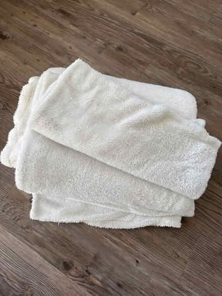 Photo of free Single teddy bedding (Oakwood Derby) #1