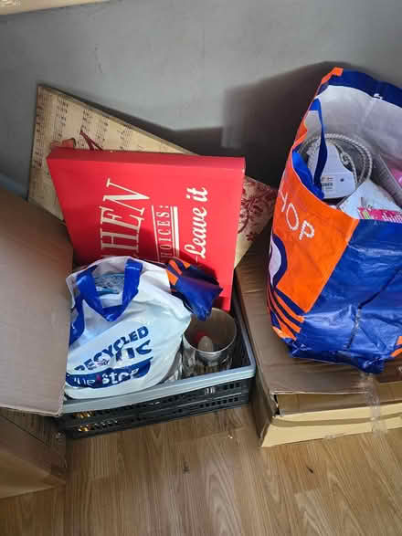 Photo of free Random bits ideal for booting (Dinesgreen WR2) #1