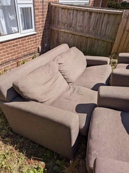 Photo of free Sofa Set (Woeley Castle B29) #1