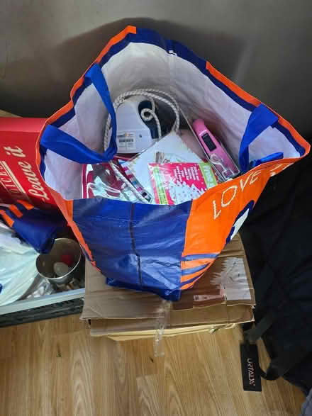 Photo of free Random bits ideal for booting (Dinesgreen WR2) #2