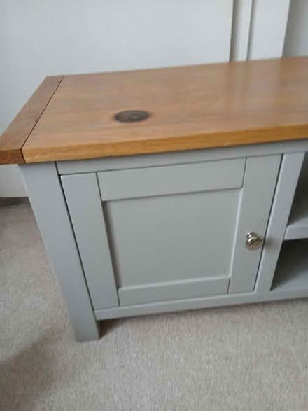 Photo of free TV stand (Sinfin DE24) #2