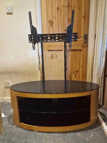 Photo of free Tv stand (Skelmersdale WN8) #1