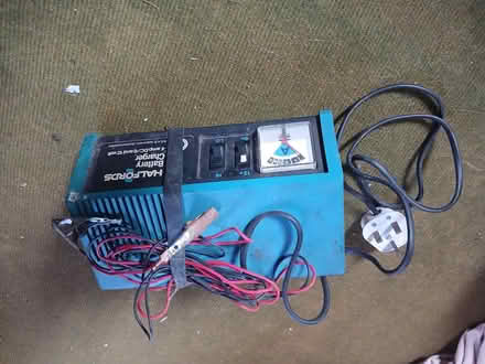 Photo of free Car battery charger (Belper DE56) #1