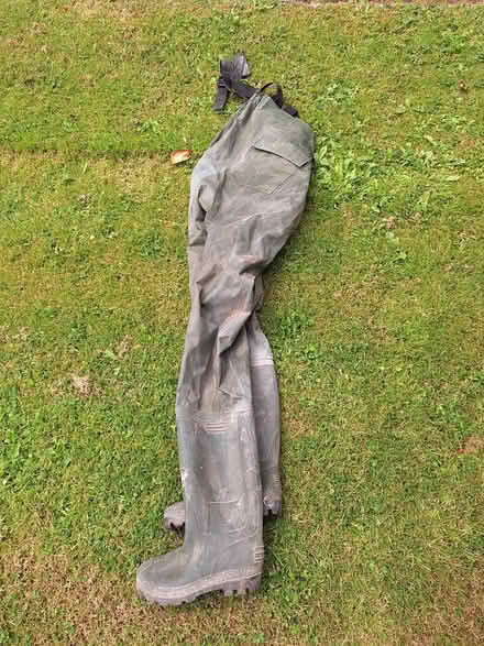 Photo of free Waders (Thackthwaite) #1
