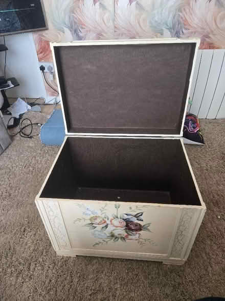 Photo of free Small chest/toy box (Chaddesden DE21) #2