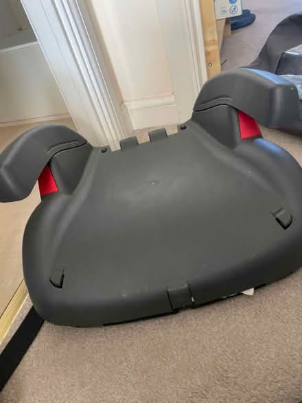 Photo of free Child car seat (SE28) #2