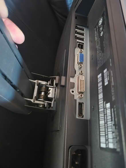 Photo of free Dell computer monitor (TW3 Hounslow Central) #3