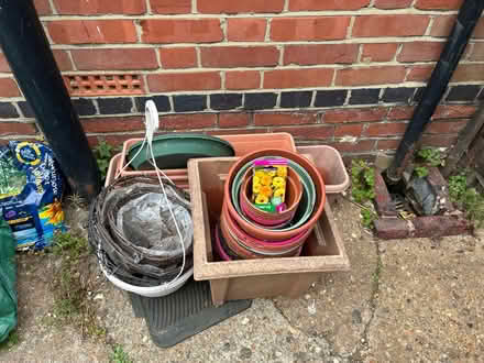 Photo of free Assorted flower pots and hanging baskets (Round Green LU2) #1
