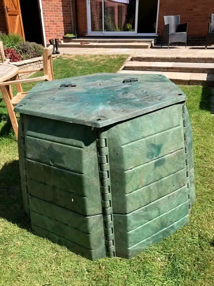Photo of free large compost bin (Loughborough LE11) #3